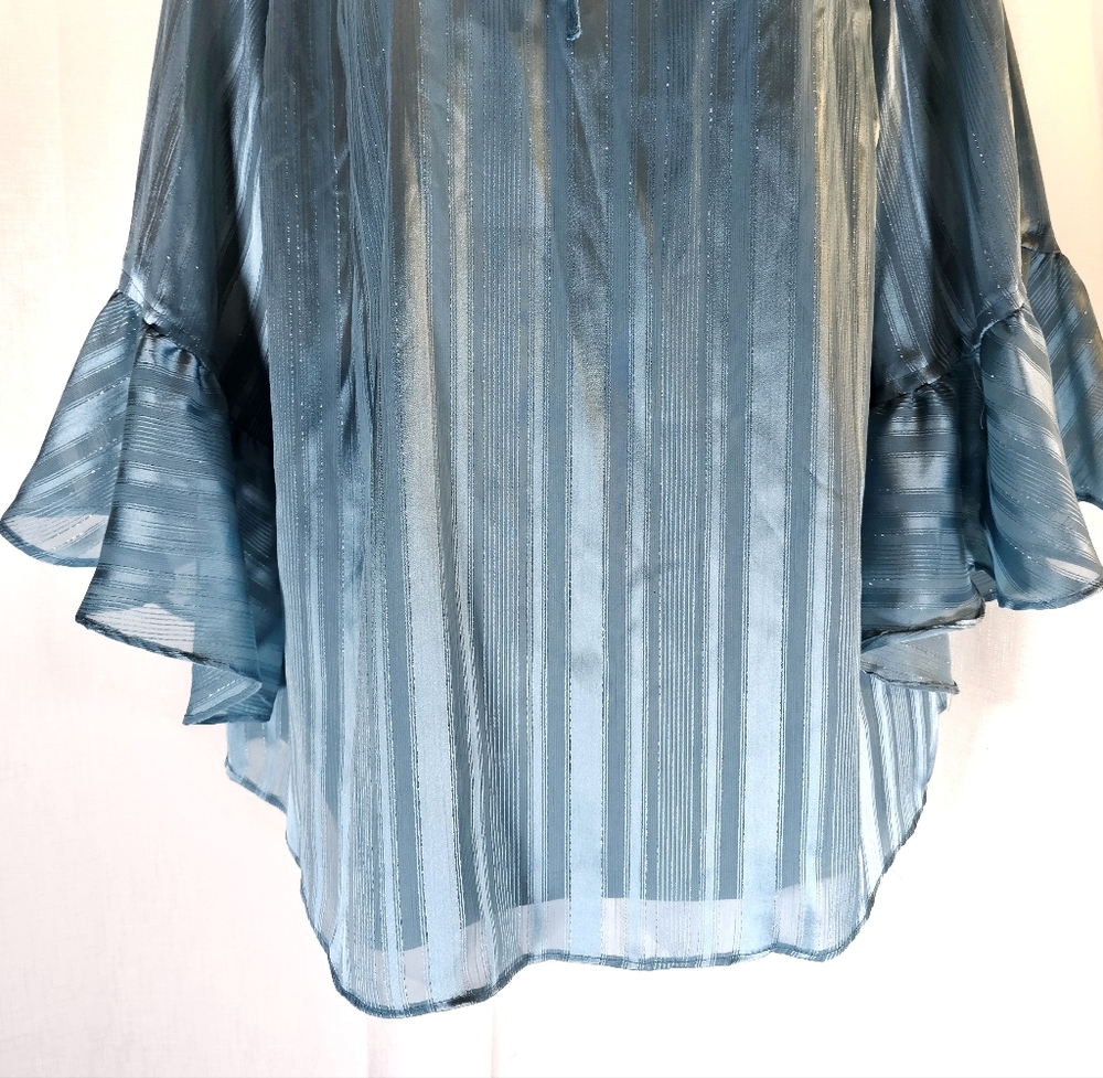 3/$20 Lauren Conrad L Tie Neck Ruffled Top - Picture 8 of 9